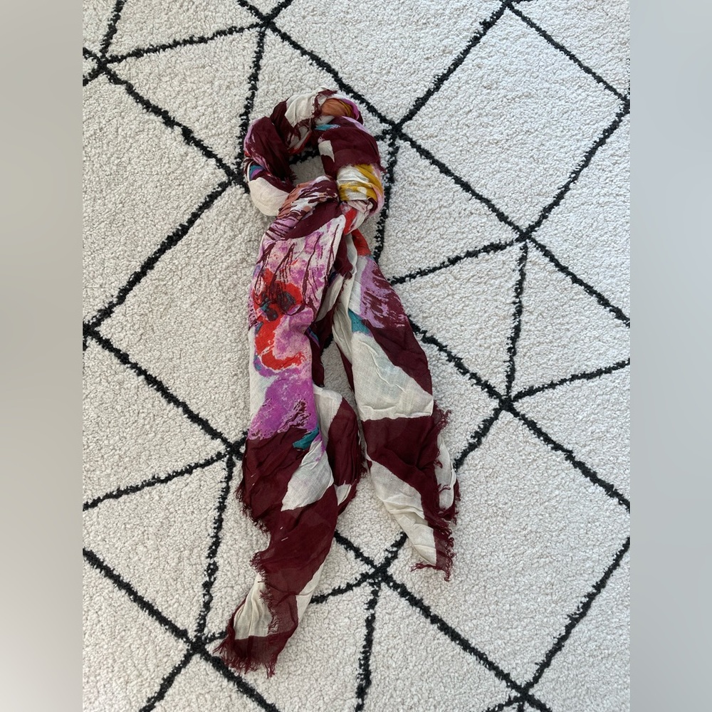 BCBGENERATION Multi-Color Scarf - Picture 5 of 6